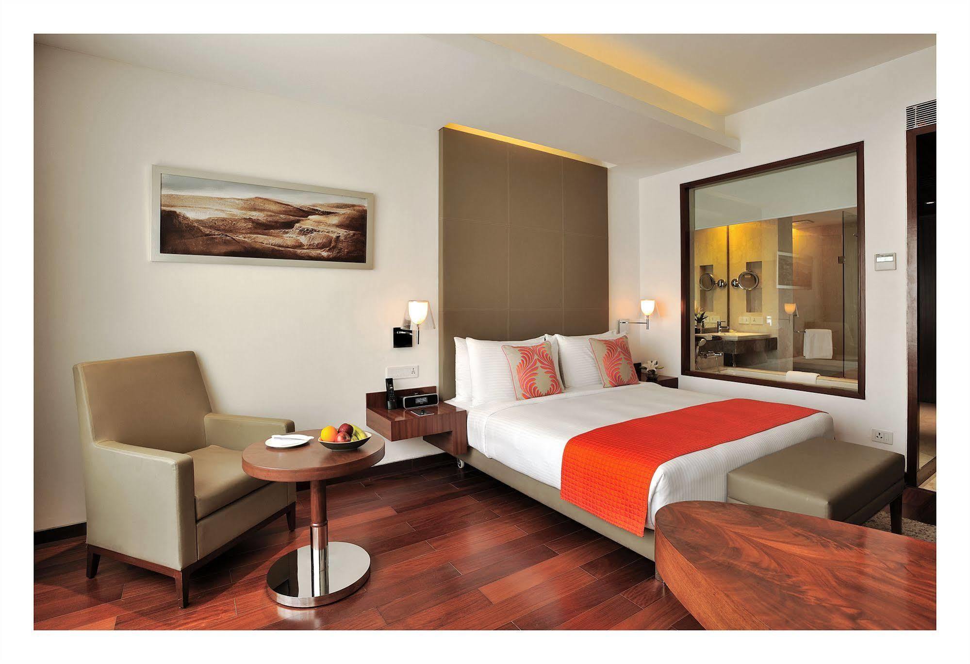The Anya Hotel-Golf Course Road Gurgaon Luaran gambar